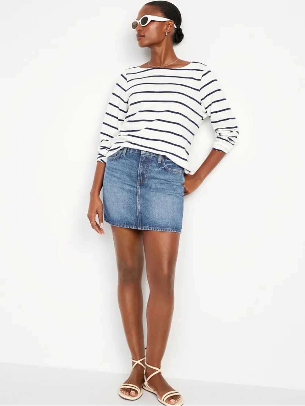 OLD NAVY • Mid Rise Denim Skirt